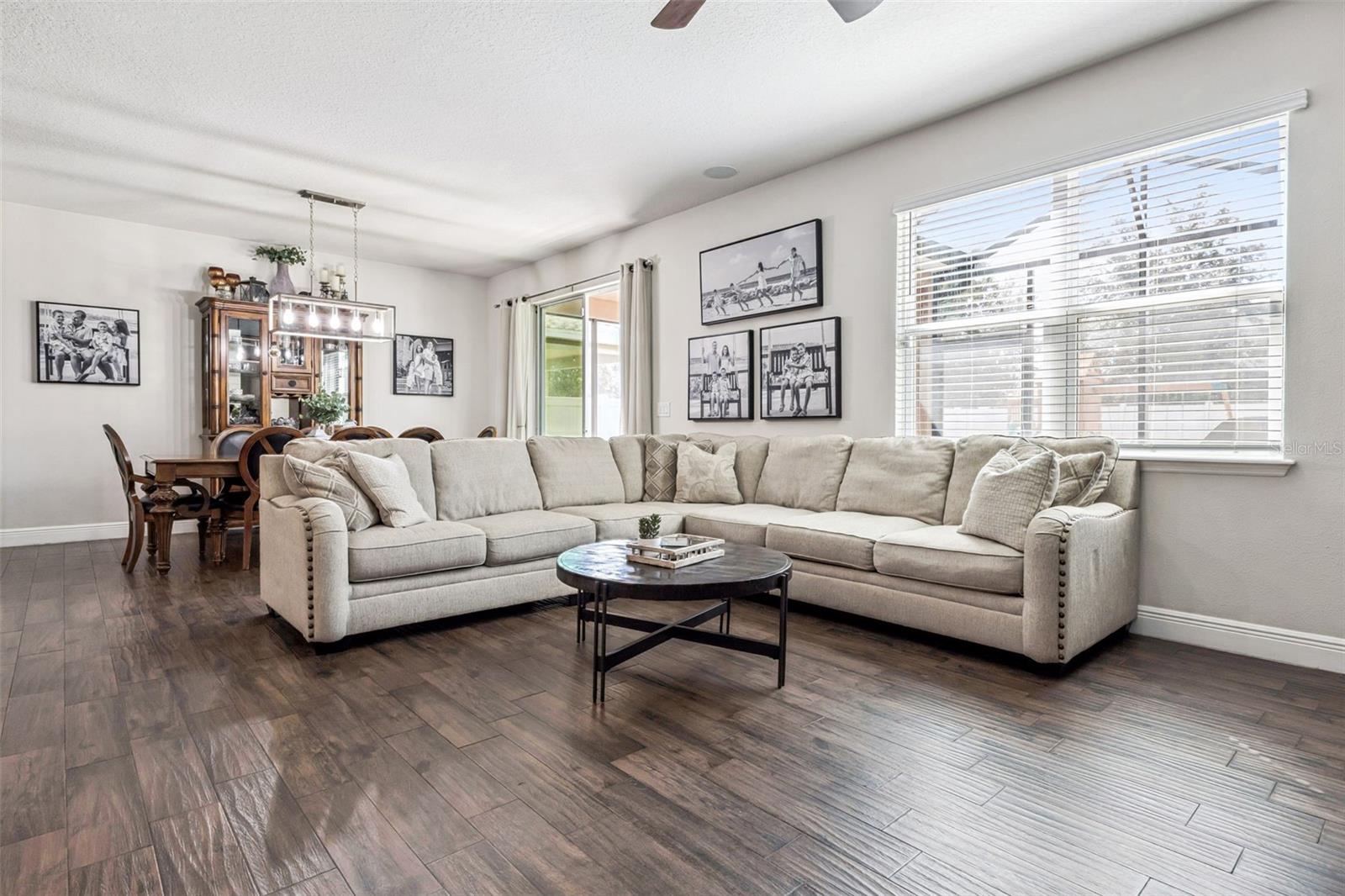 Image 7 of 43 For 17429 Painted Leaf Way