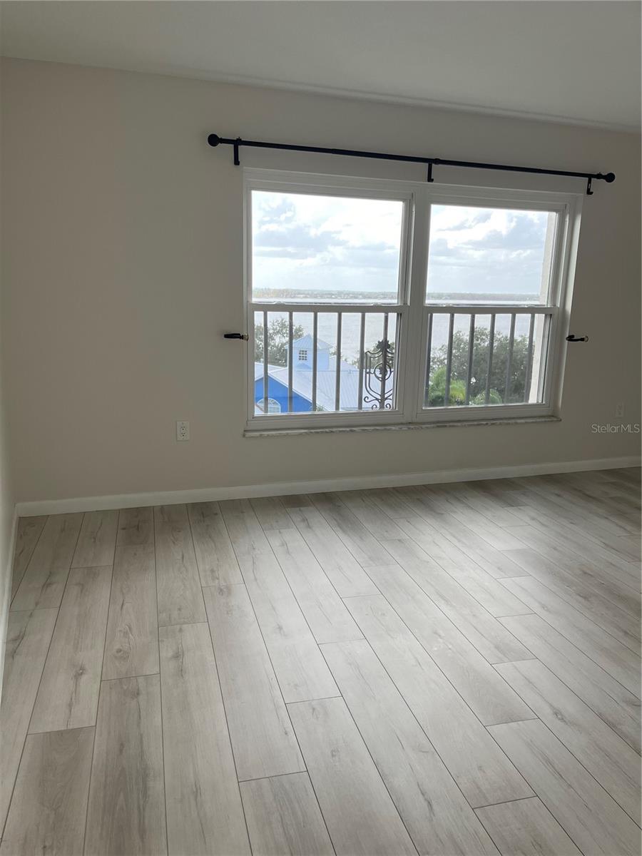 Image 8 of 20 For 601 Mcdonald Street 303