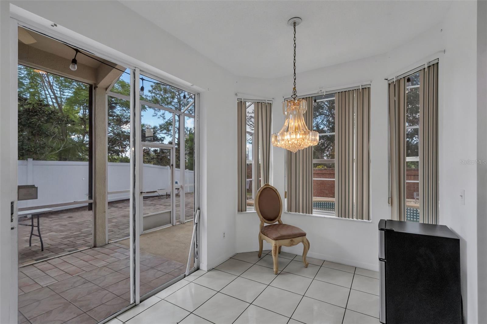 Image 13 of 47 For 12200 Holly Jane Court