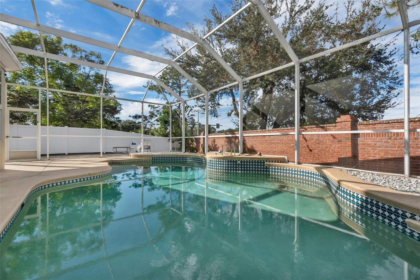 Image 19 of 47 For 12200 Holly Jane Court