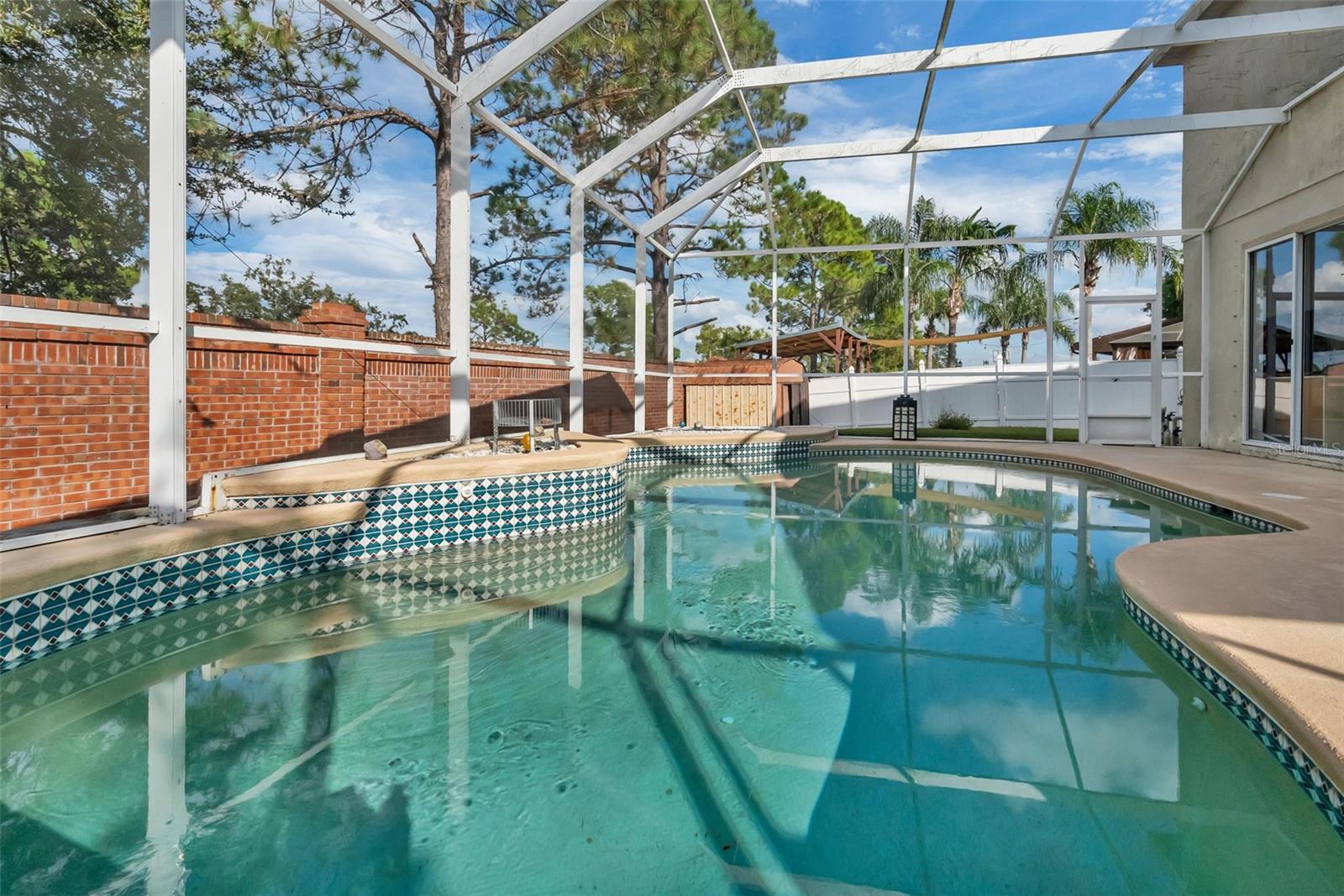 Image 20 of 47 For 12200 Holly Jane Court