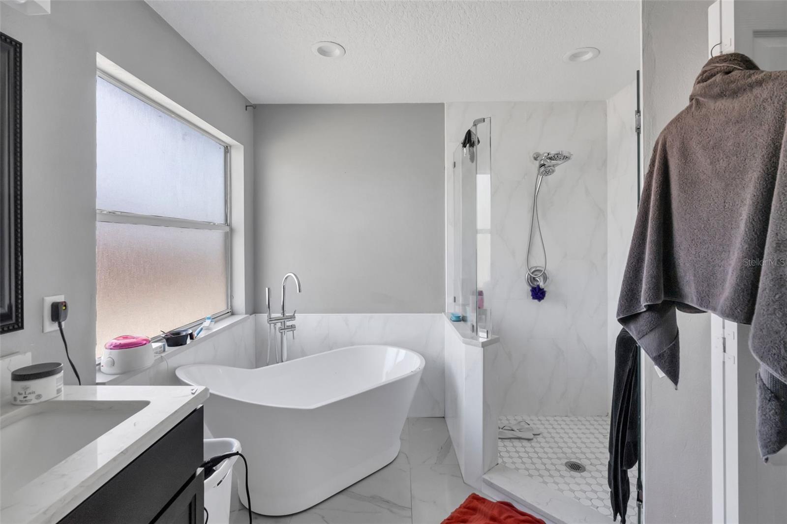 Image 35 of 47 For 12200 Holly Jane Court