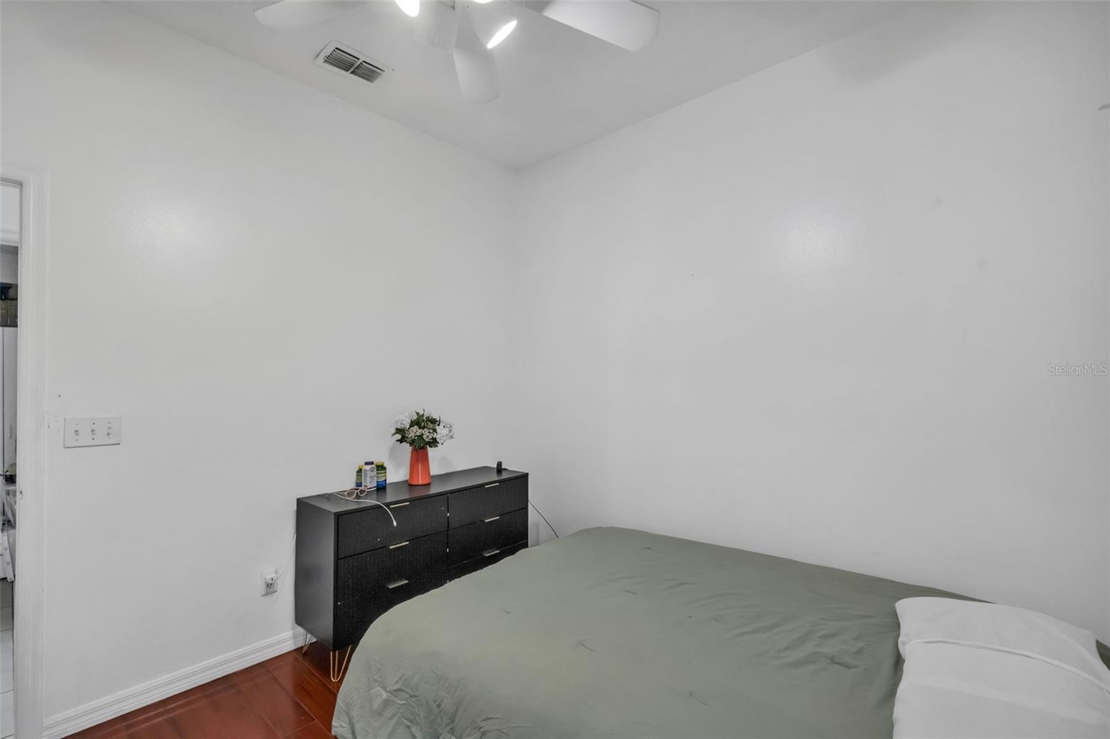 Image 38 of 47 For 12200 Holly Jane Court