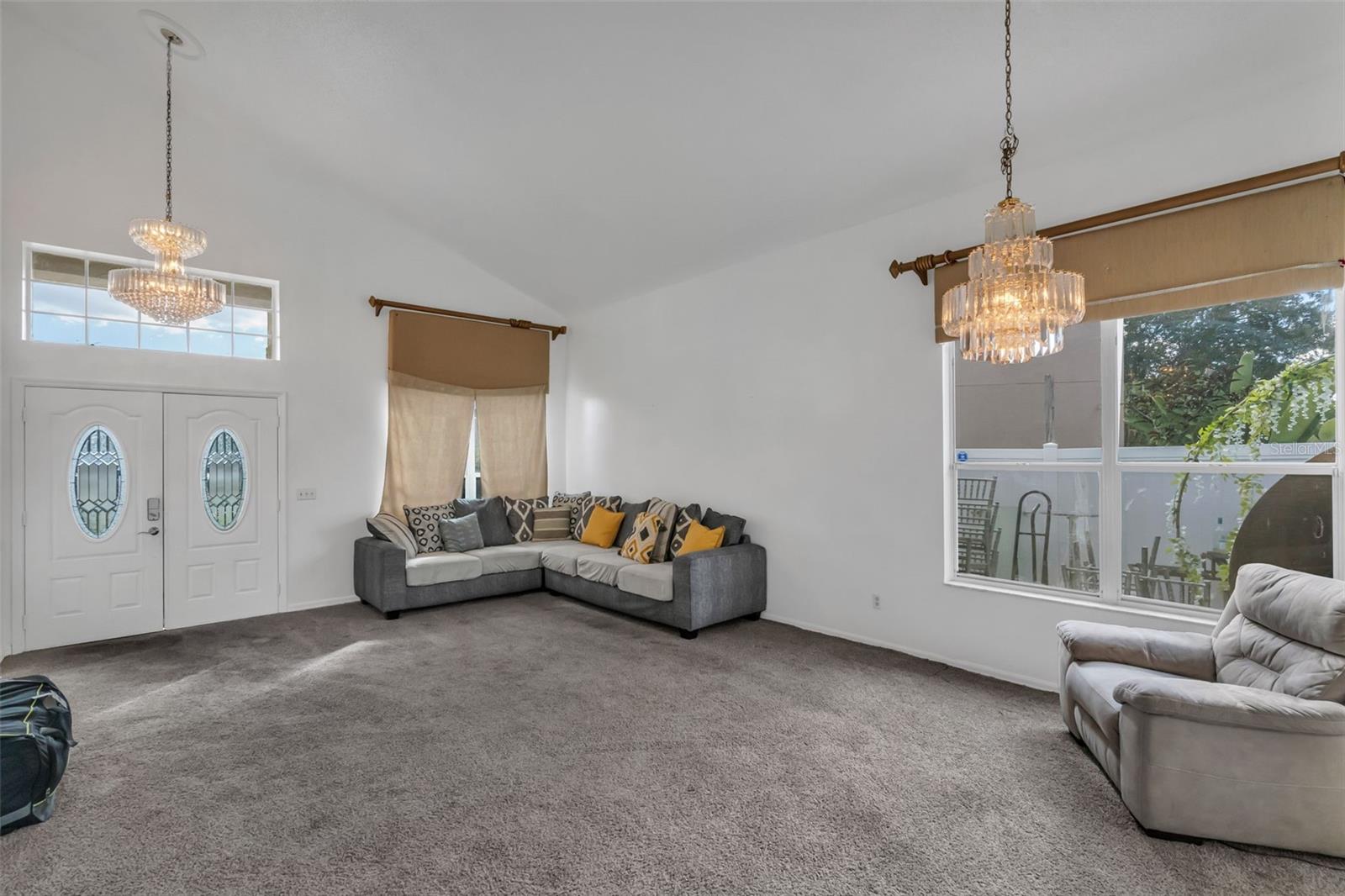 Image 7 of 47 For 12200 Holly Jane Court