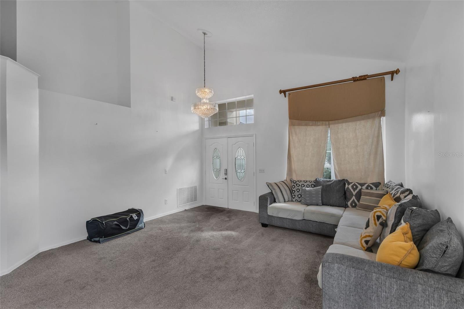 Image 8 of 47 For 12200 Holly Jane Court