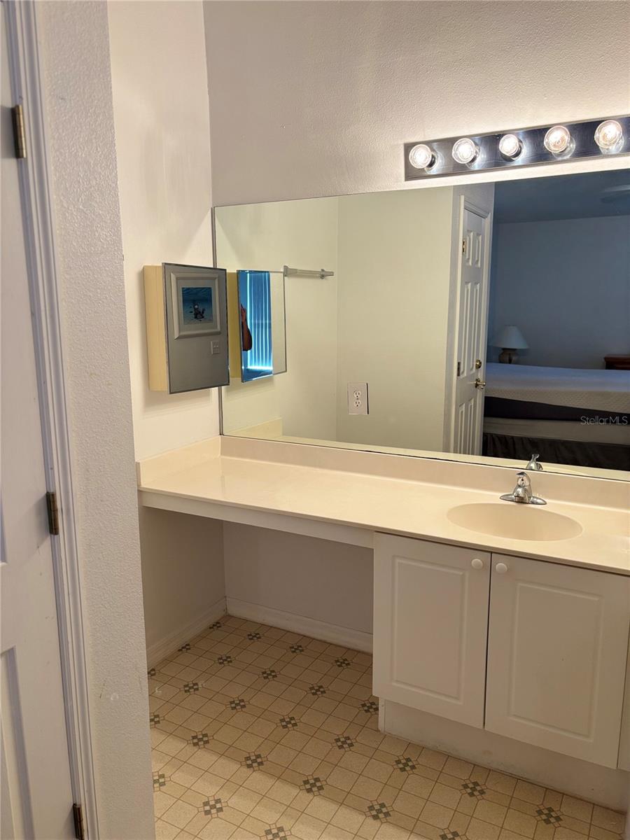 Image 9 of 16 For 8804 Grand Palms Circle Unit B