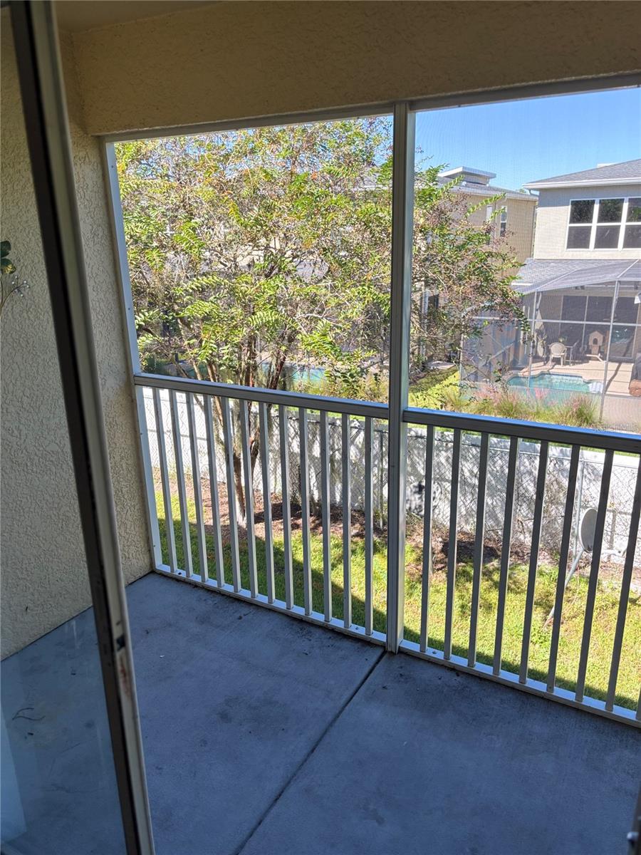 Image 6 of 12 For 2784 Club Cortile Circle B