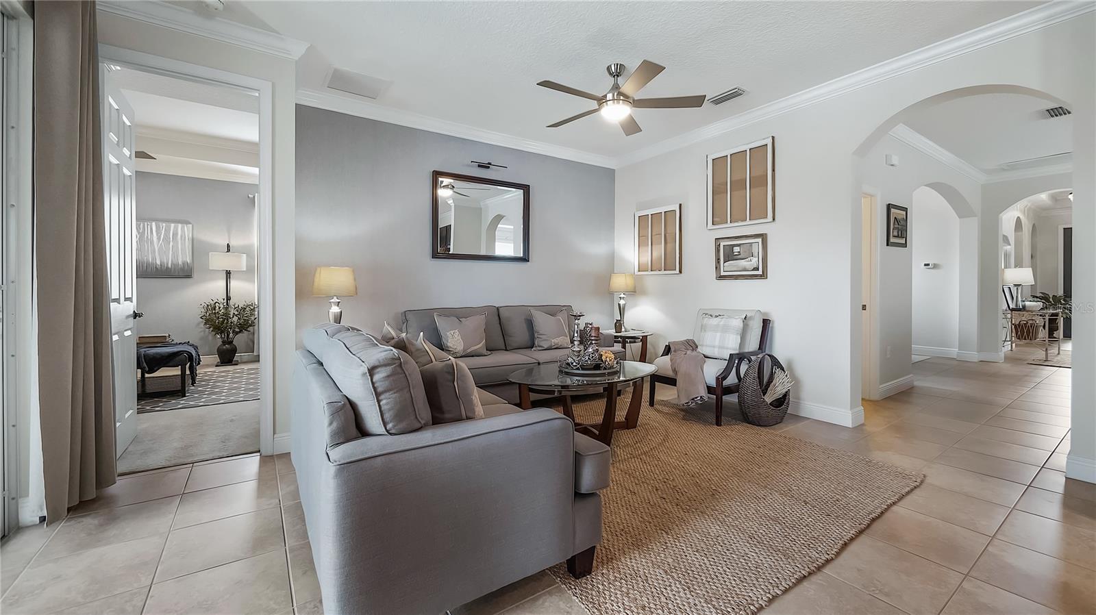 Image 12 of 47 For 16087 Shasta Street