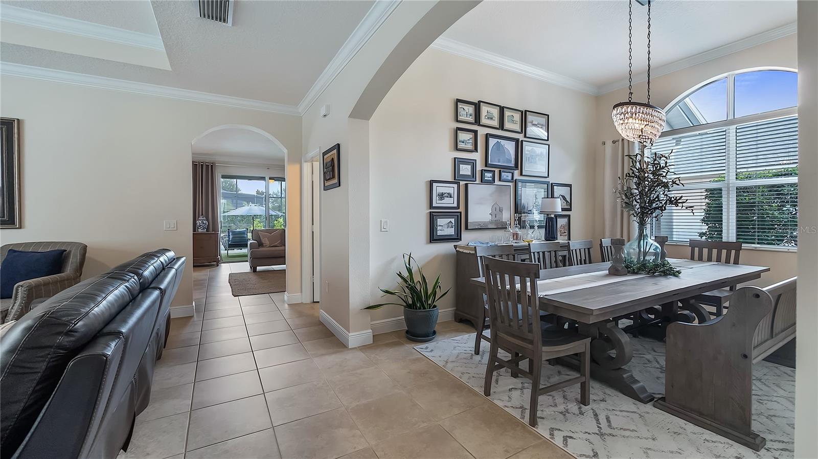 Image 16 of 47 For 16087 Shasta Street