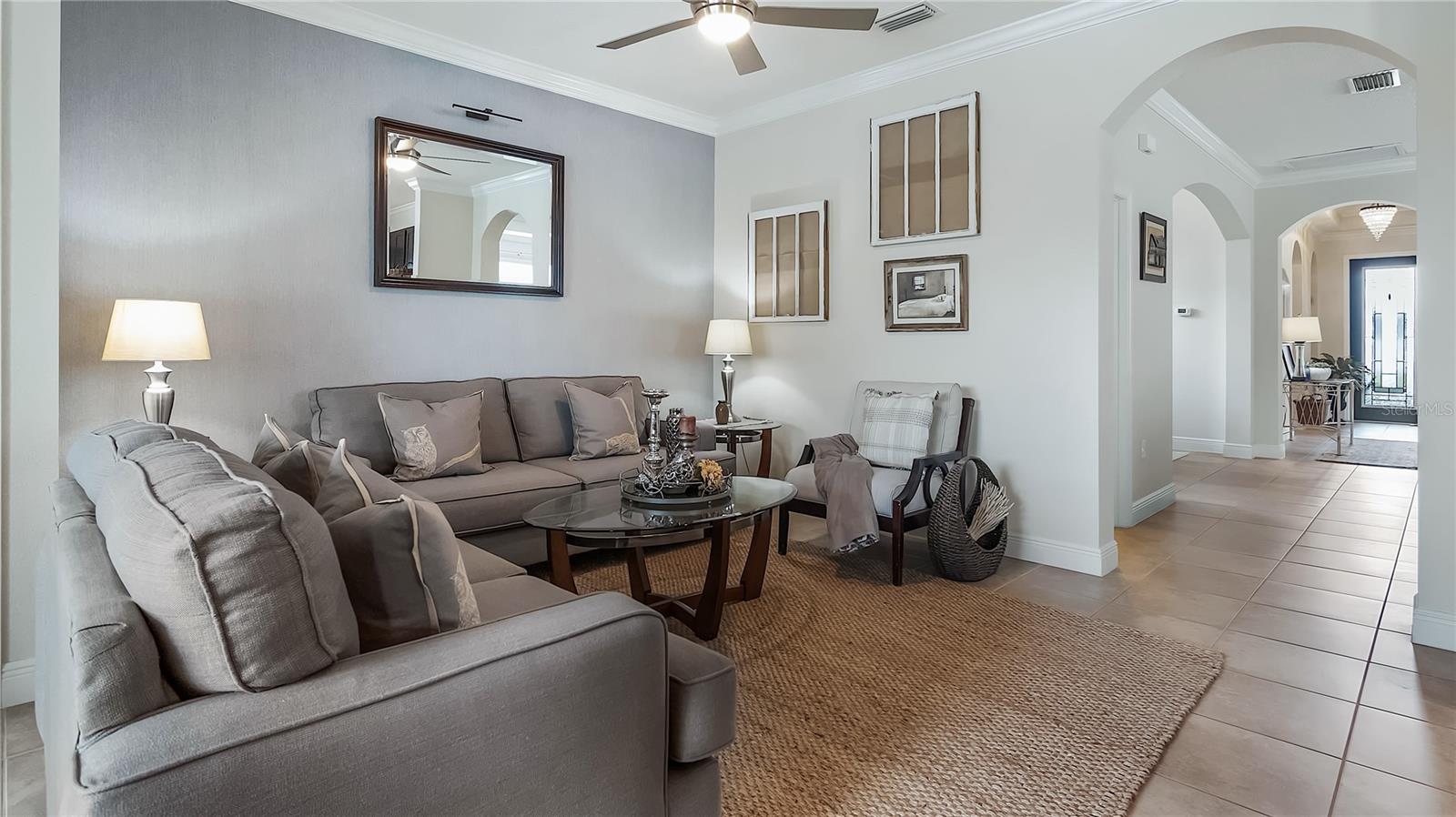 Image 22 of 47 For 16087 Shasta Street