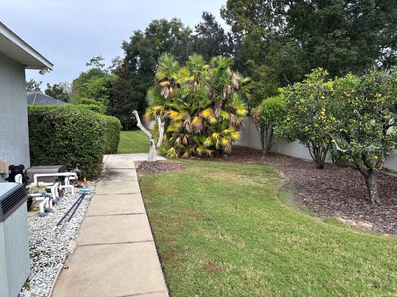 Image 13 of 99 For 2131 25th Street