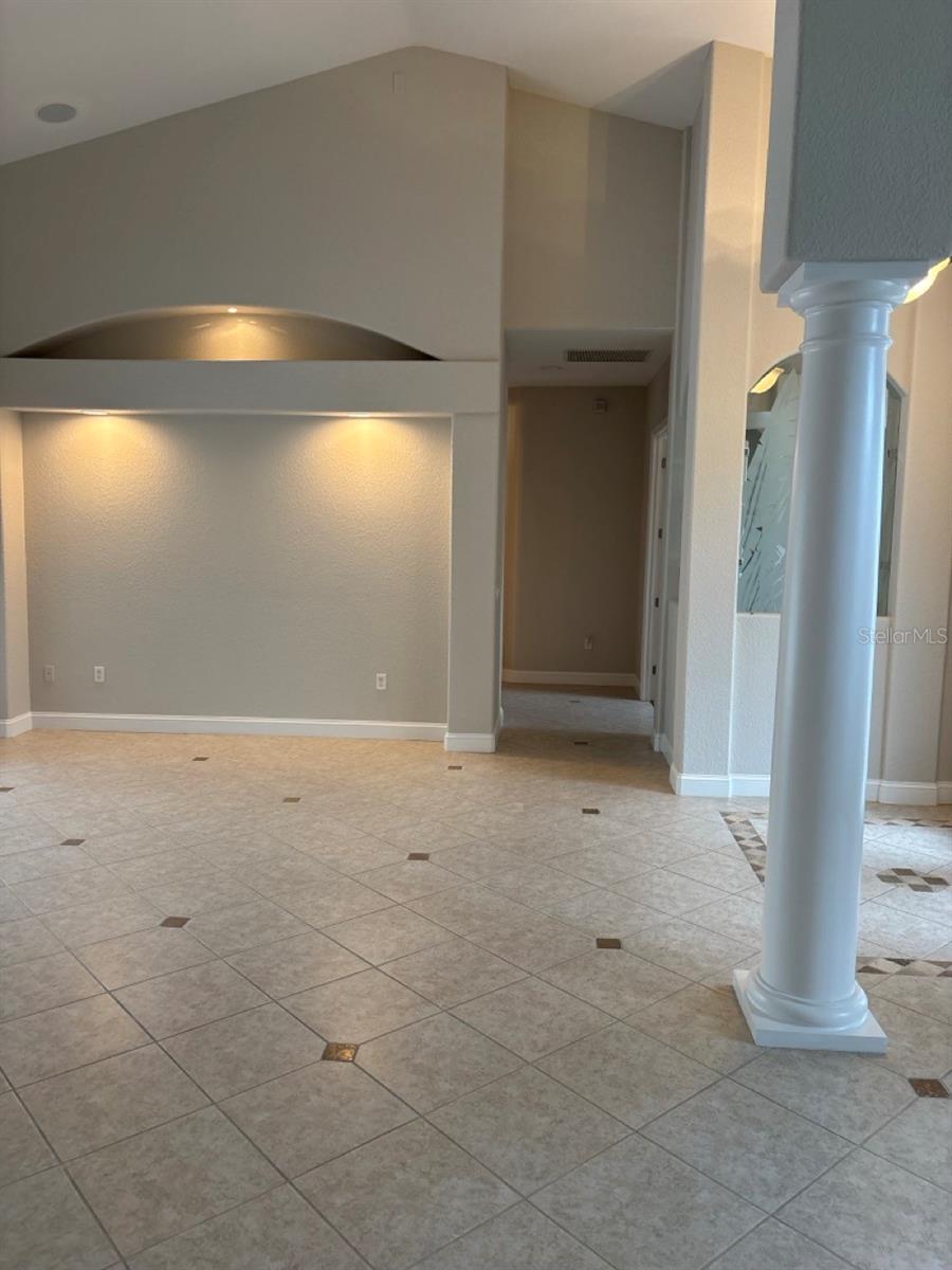 Image 28 of 99 For 2131 25th Street