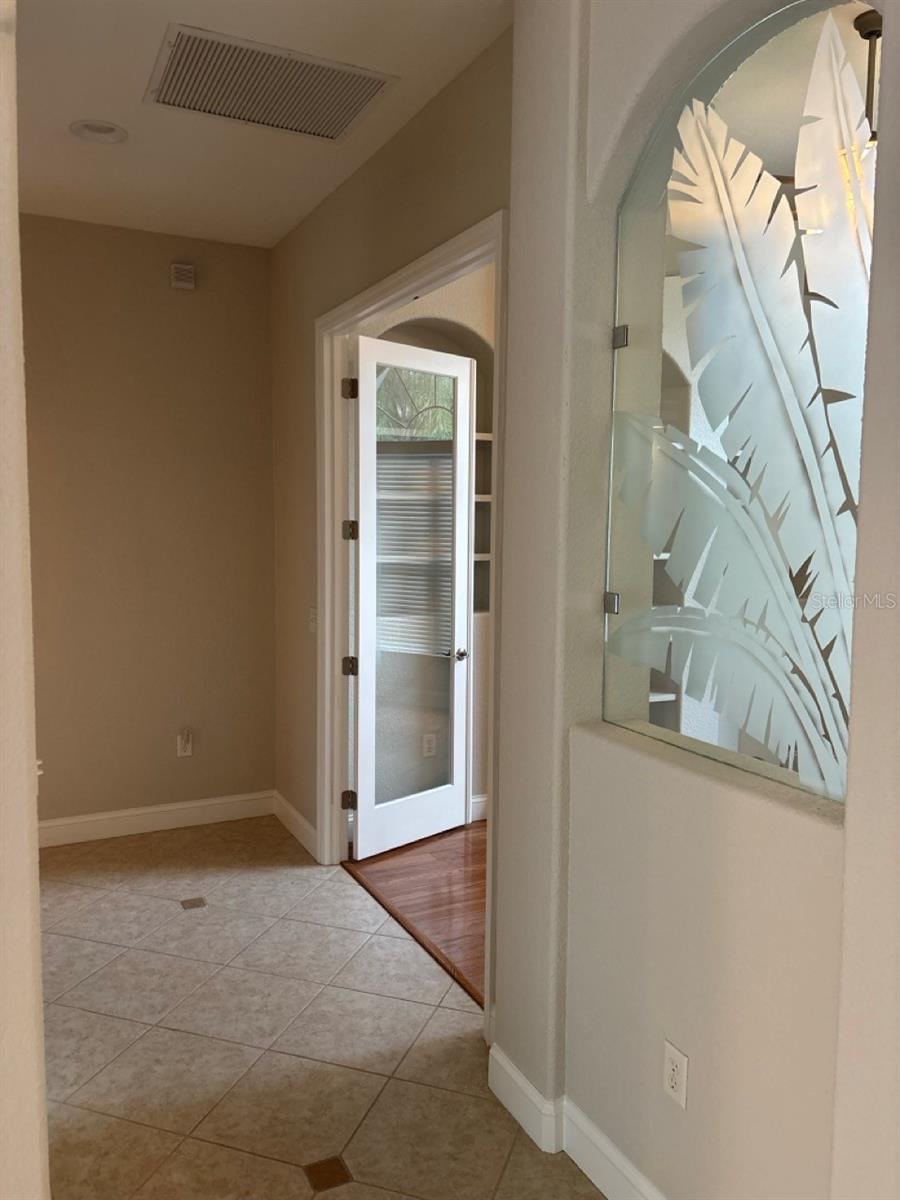 Image 29 of 99 For 2131 25th Street