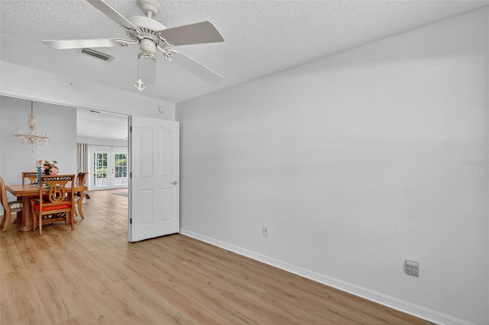 Image 19 of 38 For 7168 173rd Arlington Loop