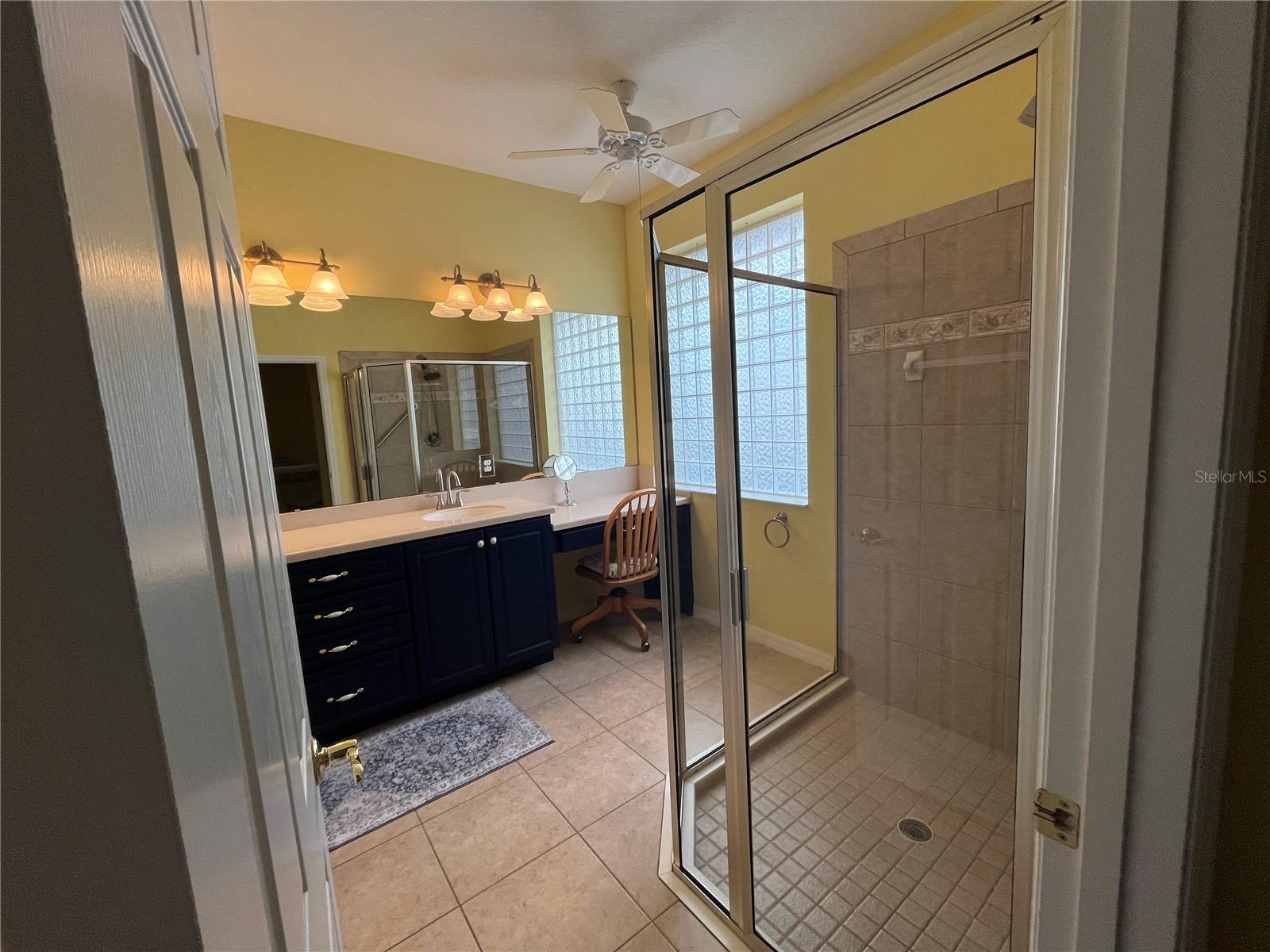 Image 18 of 29 For 4415 Antietam Creek Trail