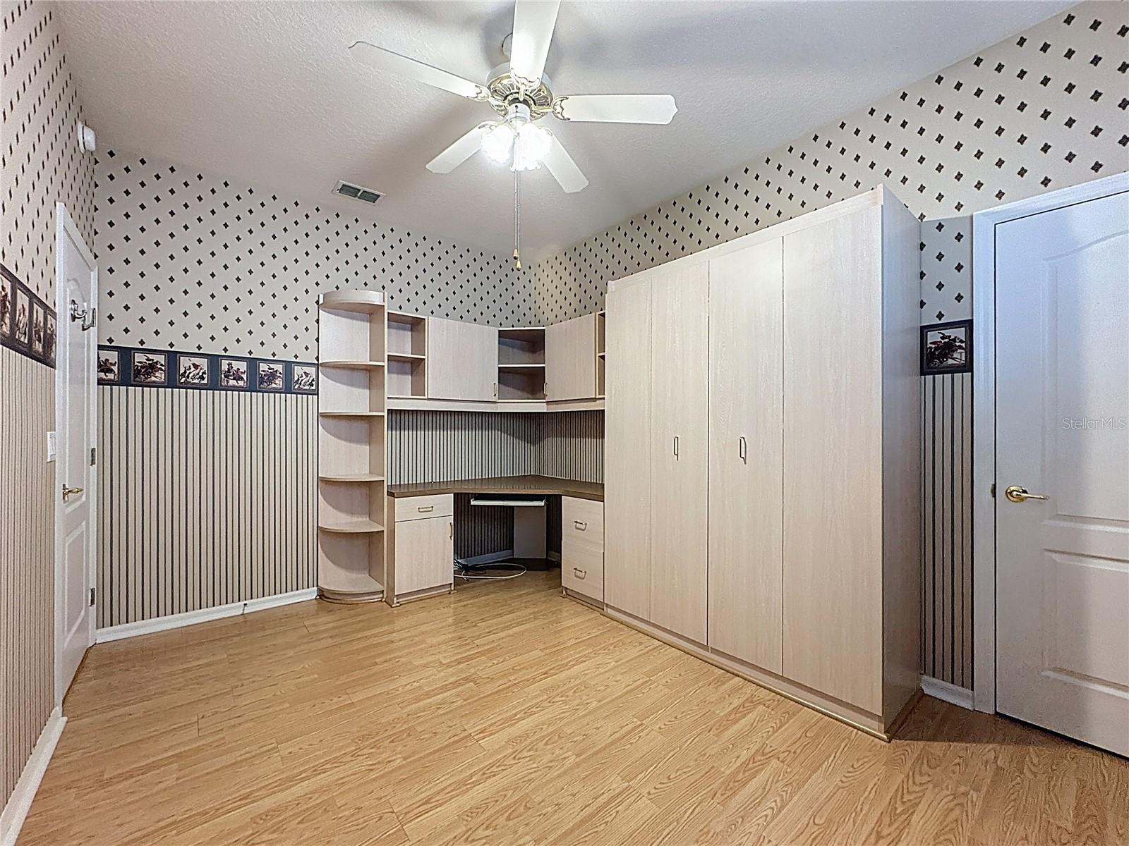 Image 25 of 66 For 4246 Newland Street