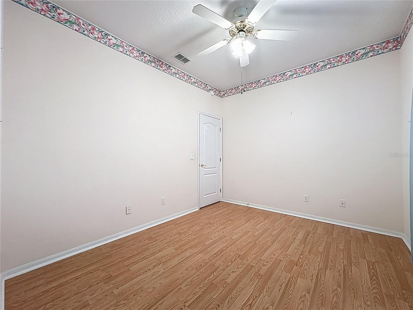 Image 28 of 66 For 4246 Newland Street