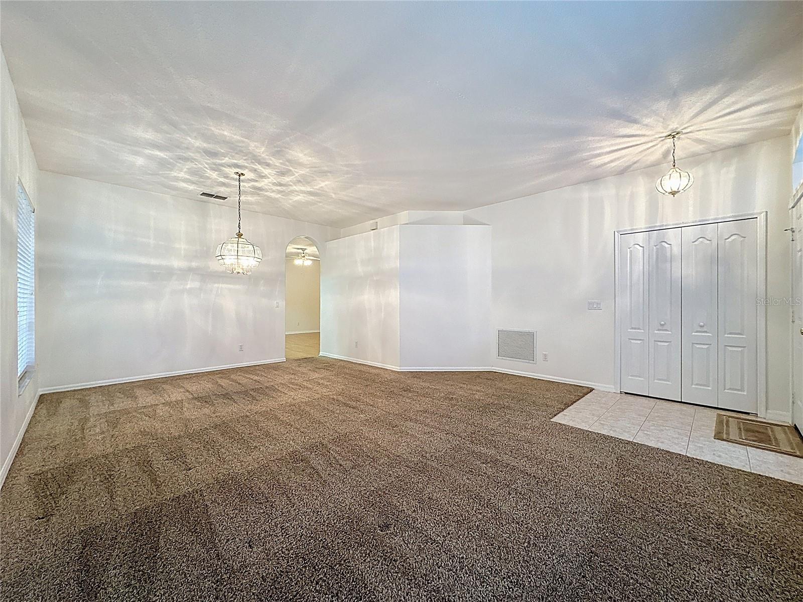 Image 7 of 66 For 4246 Newland Street