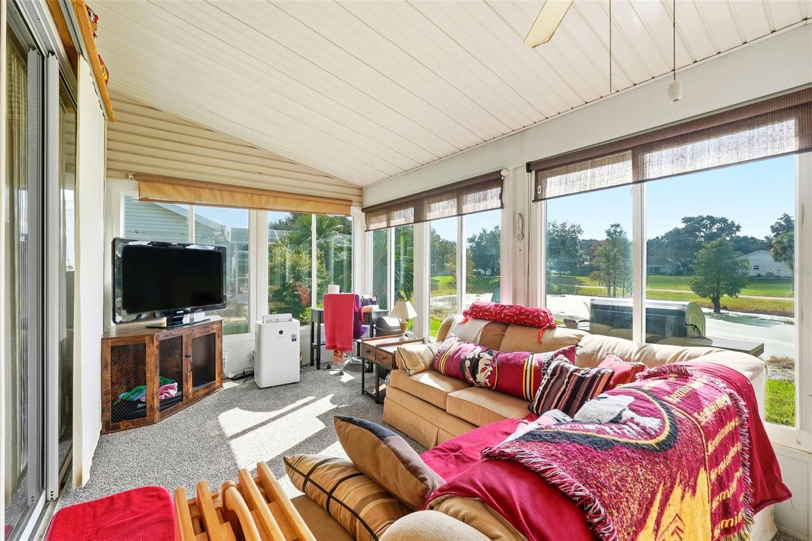 Image 30 of 40 For 26234 Glen Eagle Drive