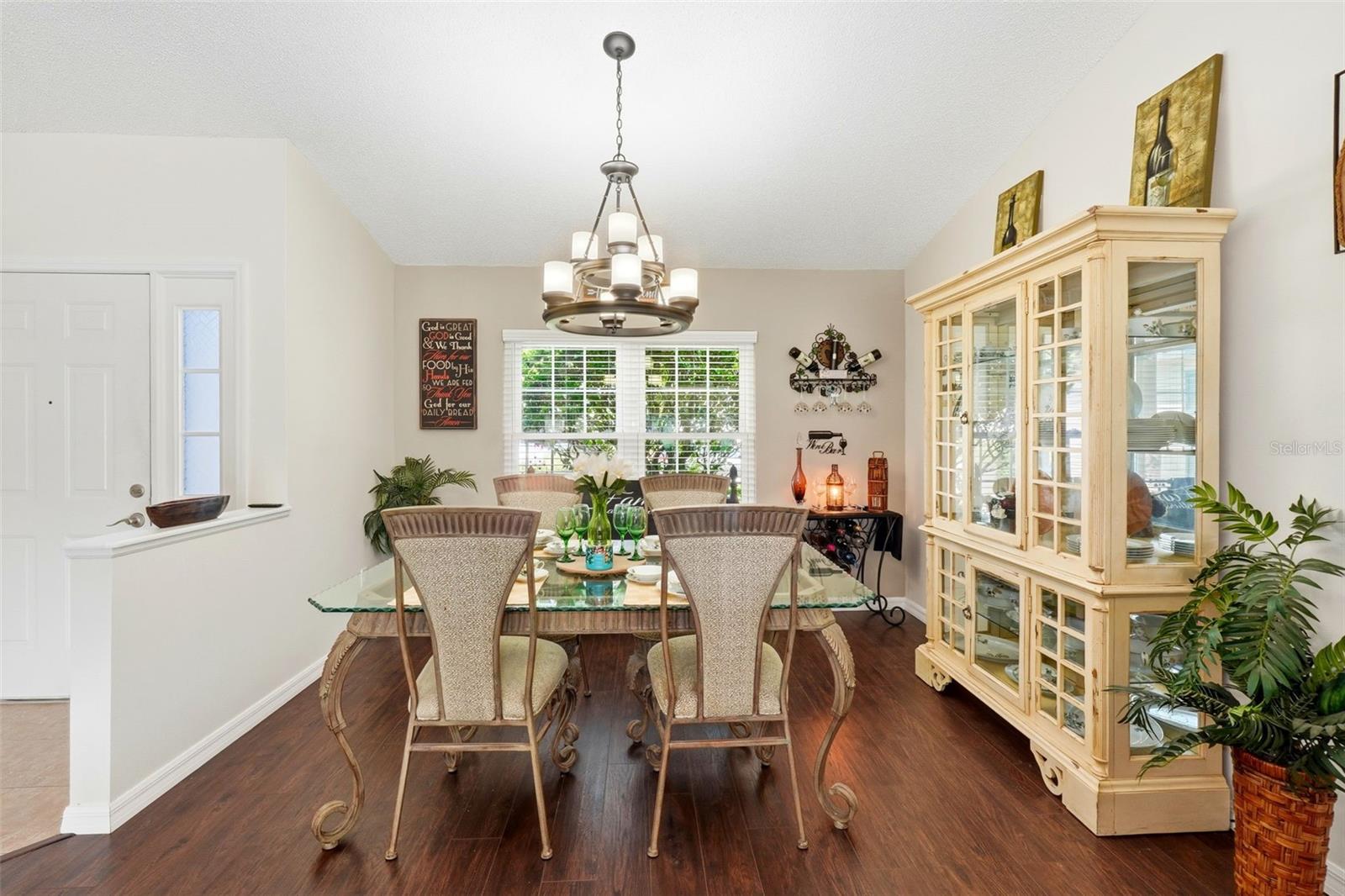 Image 7 of 40 For 26234 Glen Eagle Drive