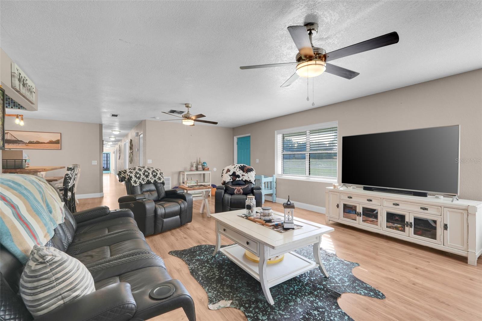 Image 14 of 42 For 109 Fruitwood Avenue