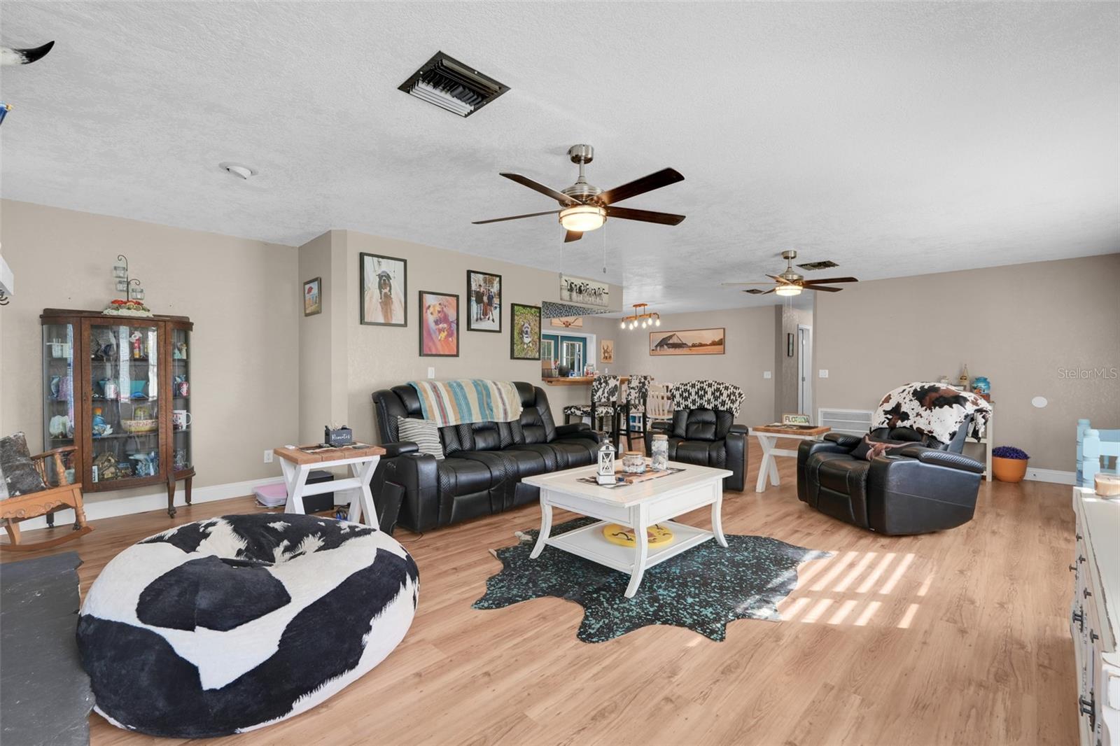 Image 15 of 42 For 109 Fruitwood Avenue