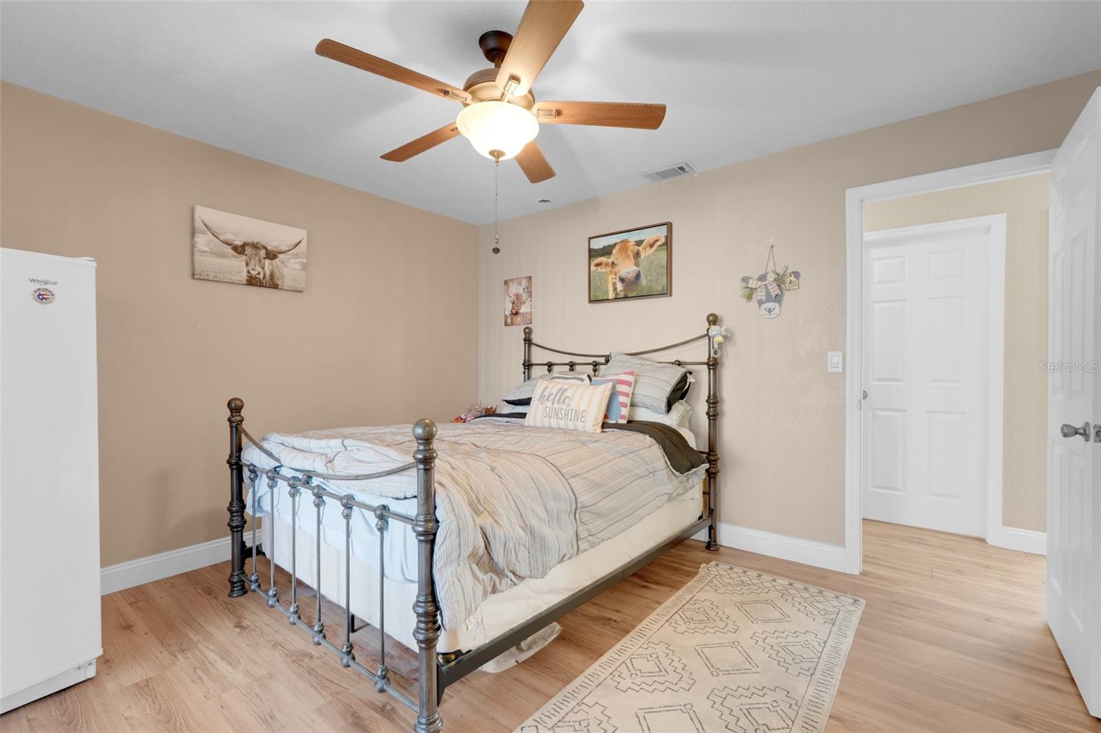 Image 22 of 42 For 109 Fruitwood Avenue