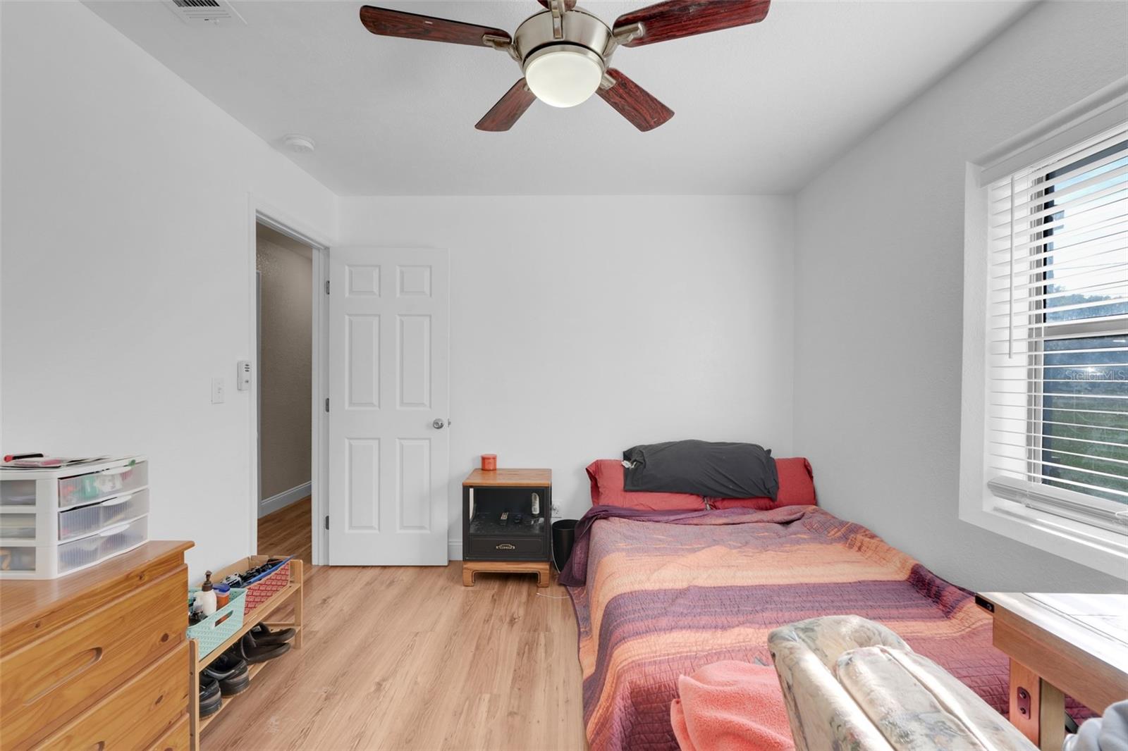 Image 25 of 42 For 109 Fruitwood Avenue