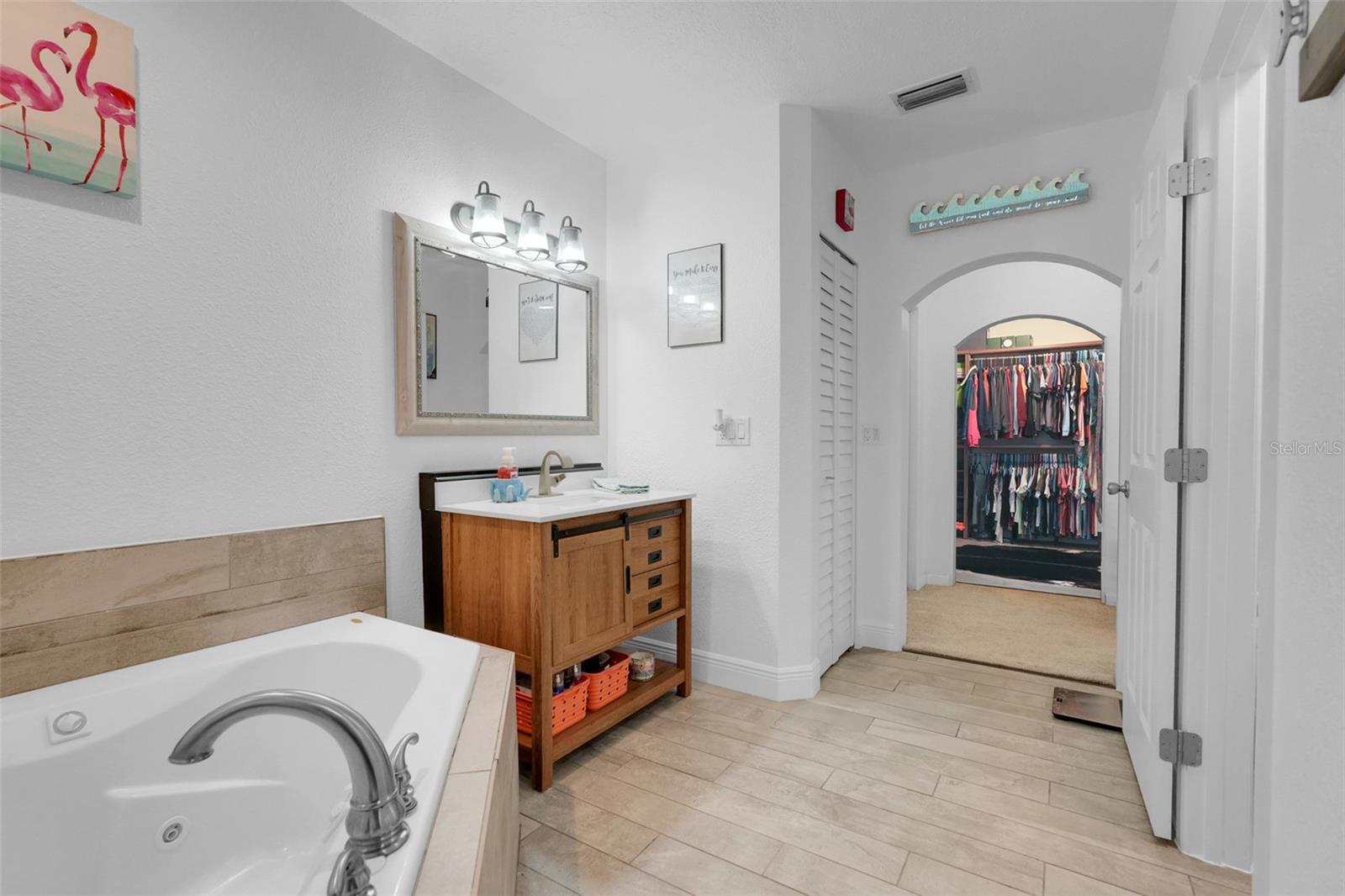 Image 34 of 42 For 109 Fruitwood Avenue