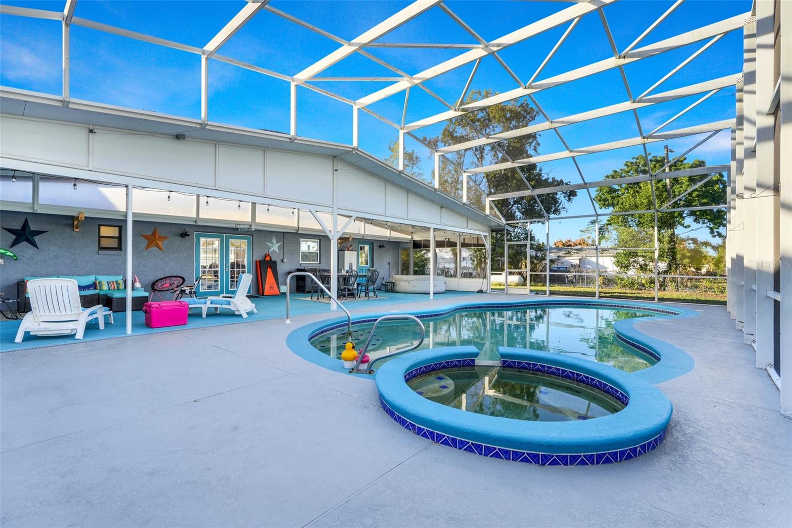 Image 40 of 42 For 109 Fruitwood Avenue