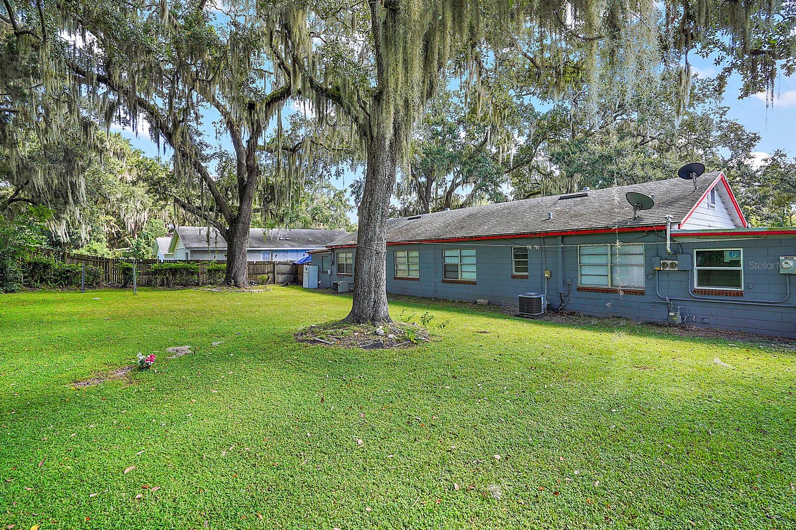 Image 4 of 7 For 1000 Sumter Street