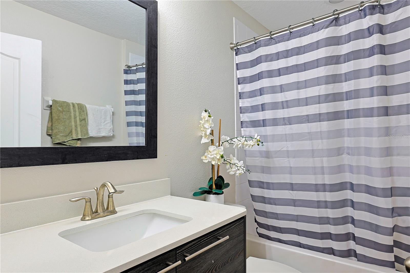 Image 21 of 33 For 132 Angelas Avenue