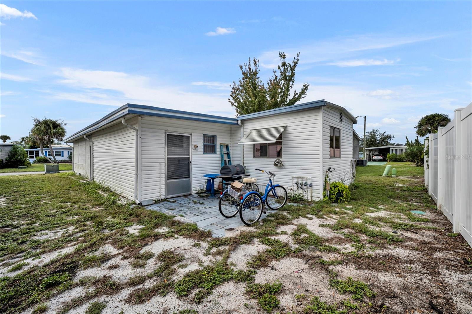 Image 21 of 22 For 78 Mauna Loa Drive