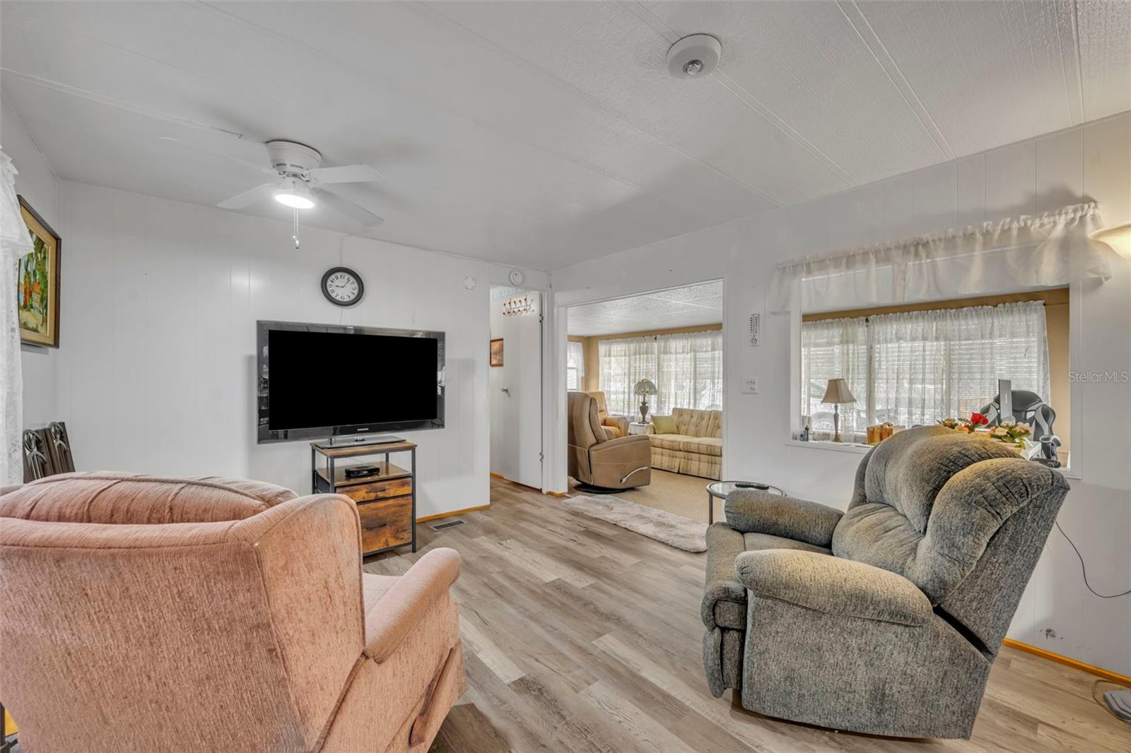 Image 7 of 22 For 78 Mauna Loa Drive