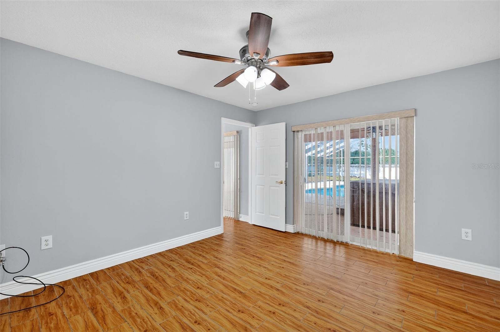 Image 12 of 27 For 36751 Sundance Drive