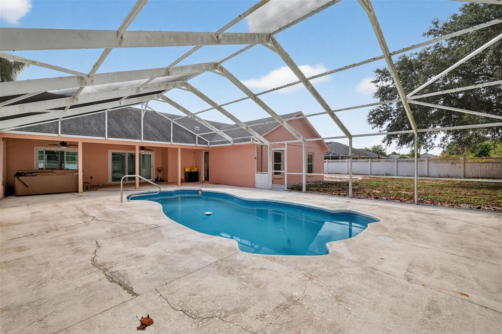 Image 23 of 27 For 36751 Sundance Drive