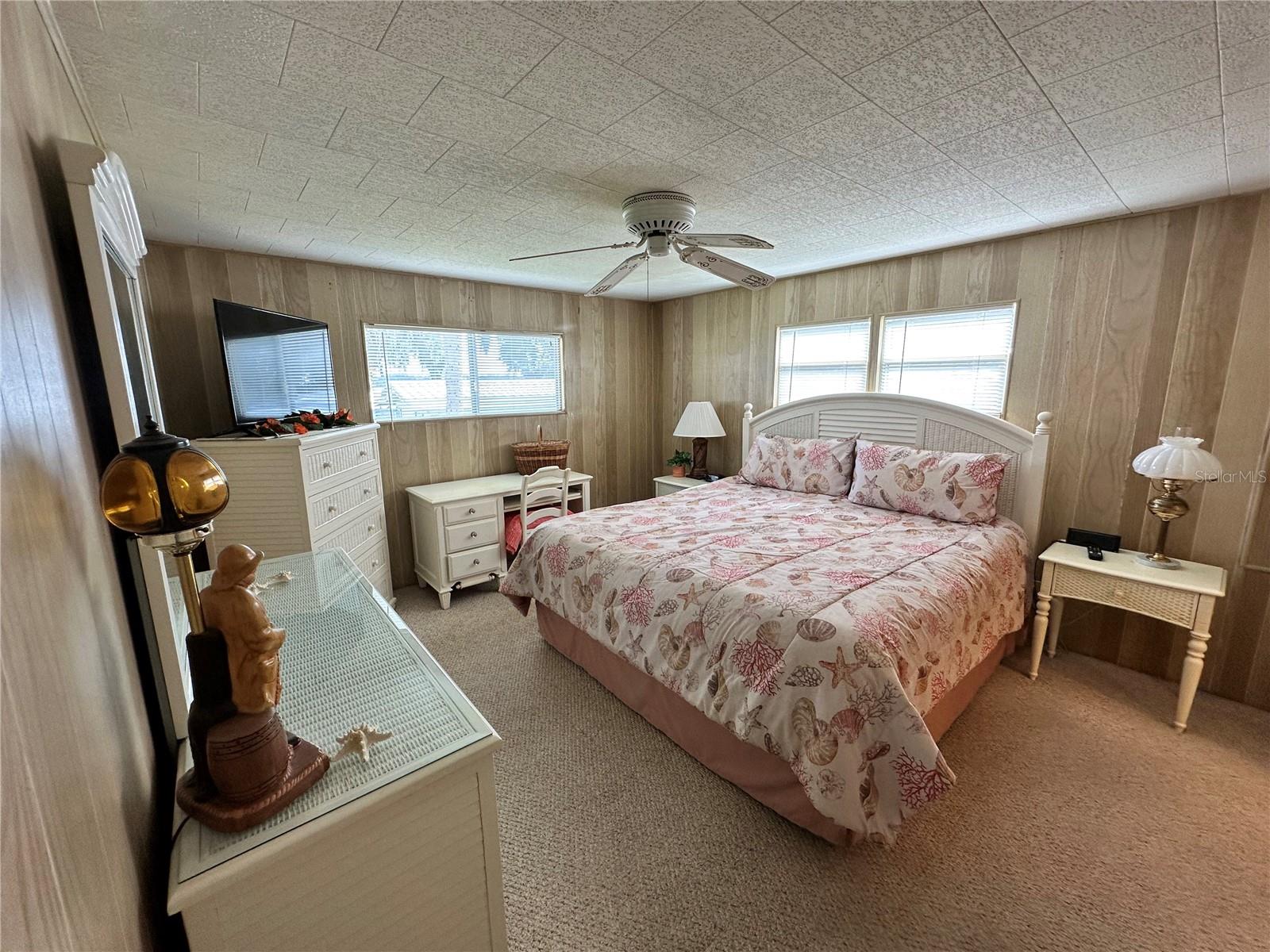 Image 16 of 35 For 28 Harbor Oaks Drive