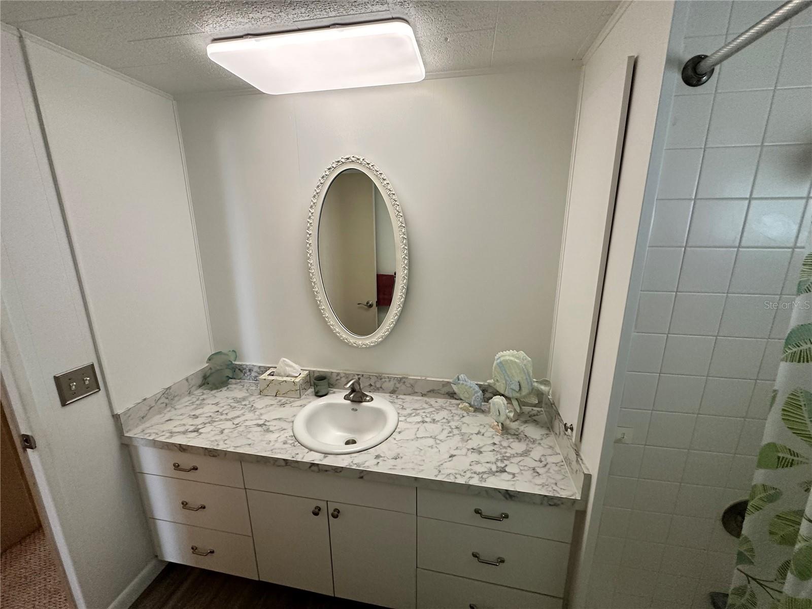 Image 23 of 35 For 28 Harbor Oaks Drive