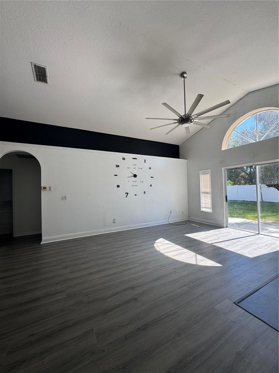 Image 10 of 24 For 11748 Constance Way