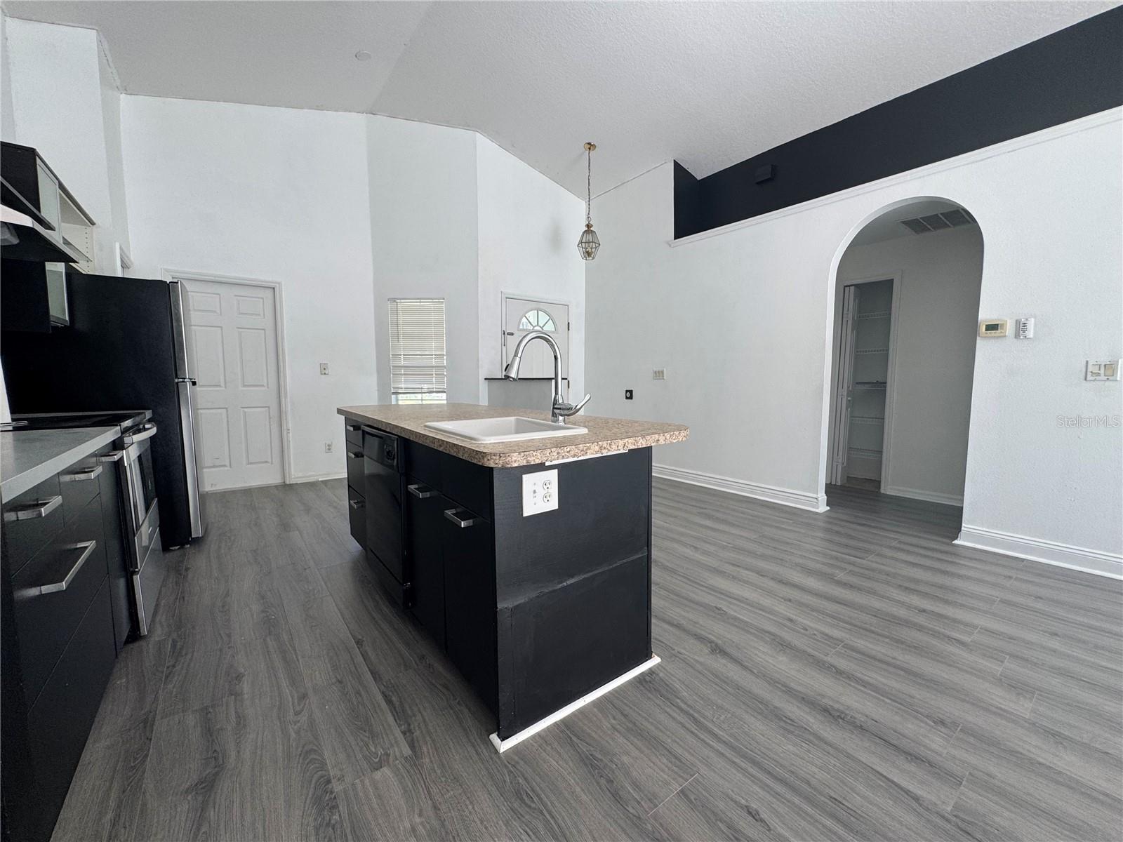 Image 11 of 24 For 11748 Constance Way