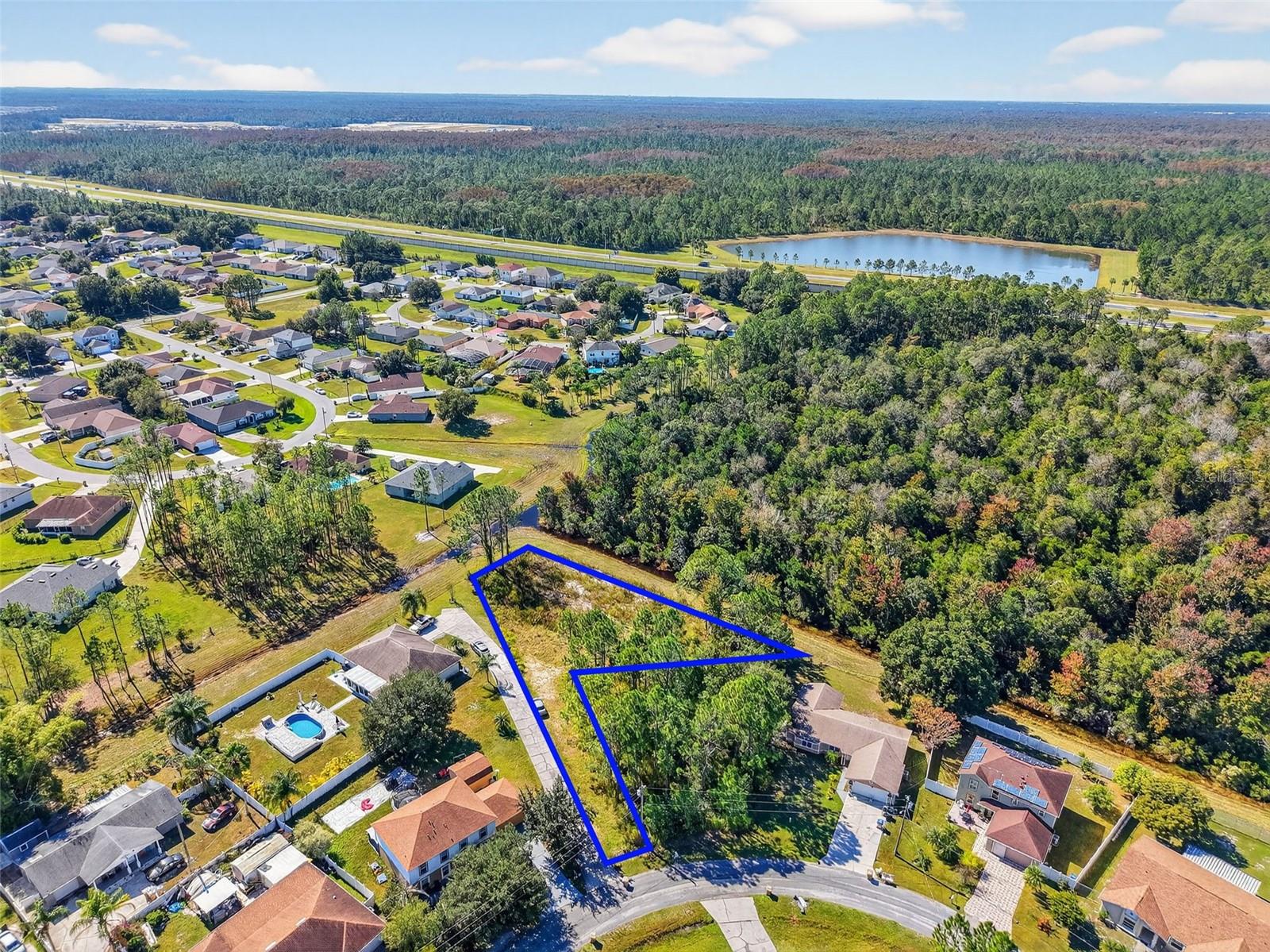 Image 2 of 15 For 955 Cambridge Court