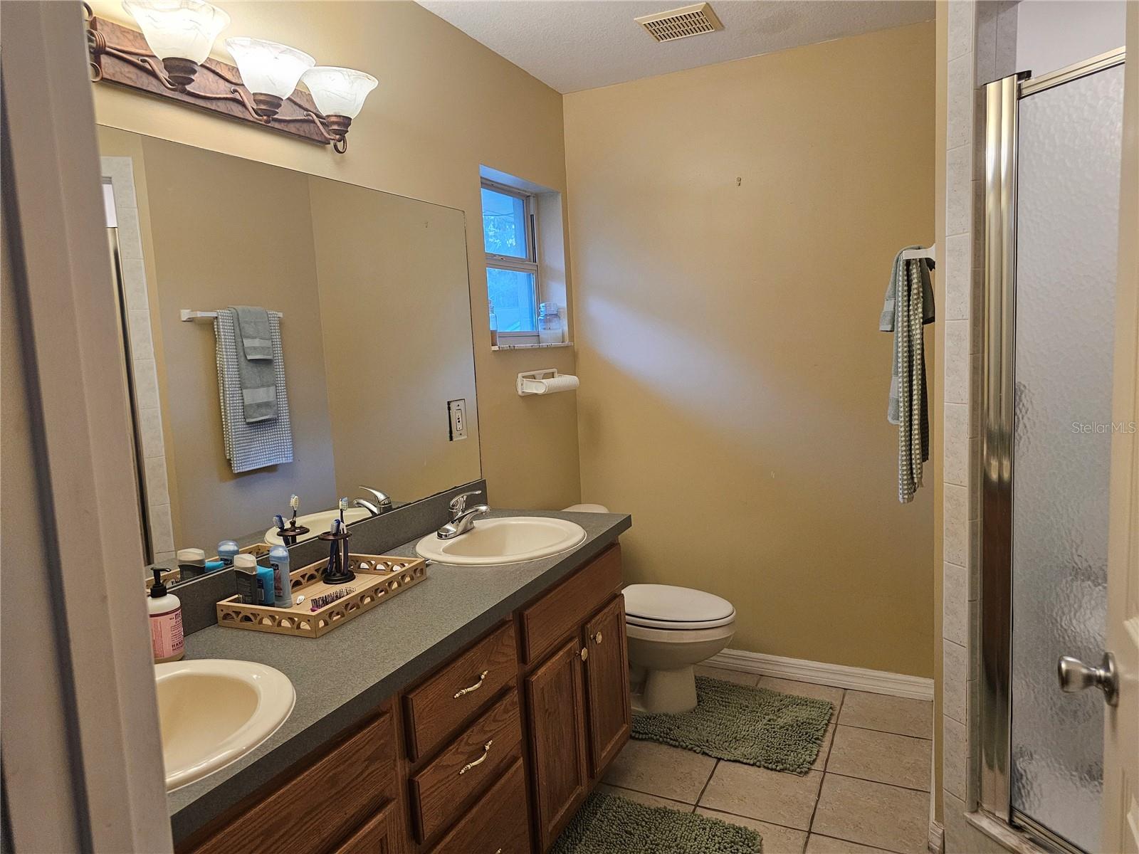 Image 20 of 31 For 5925 165th Court