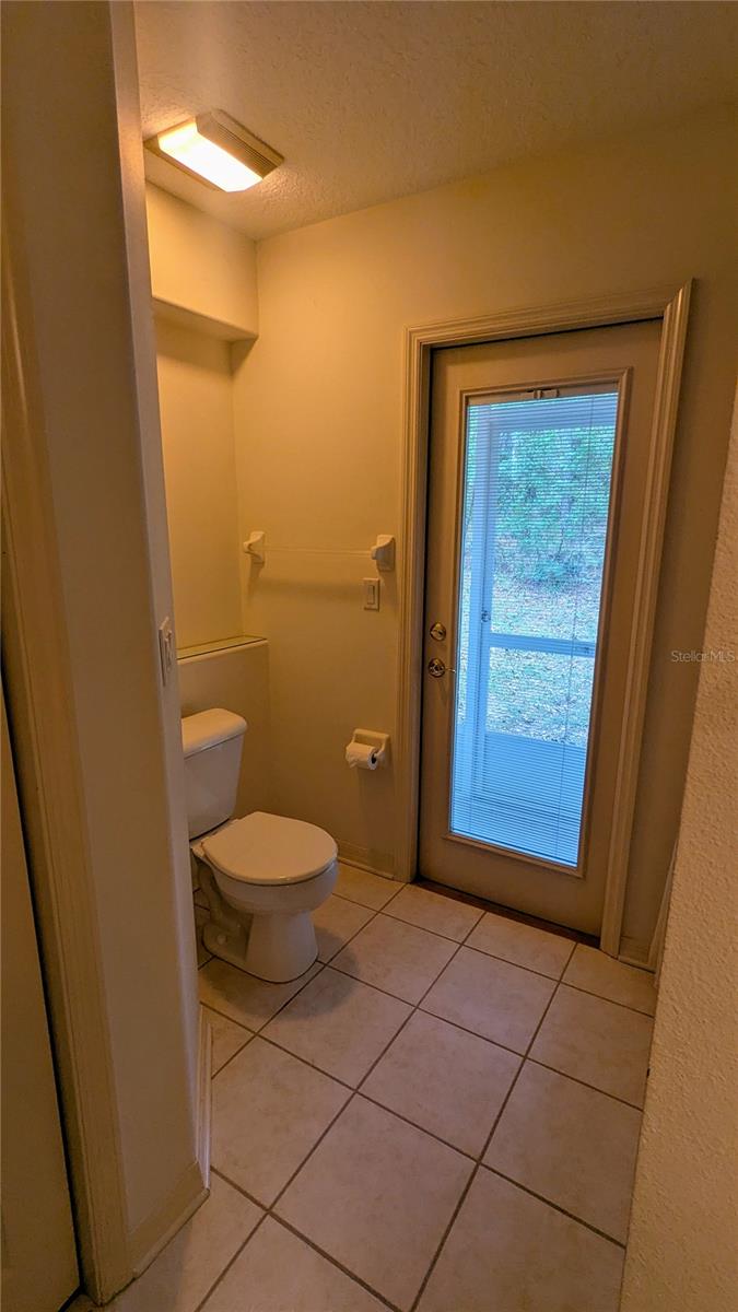 Image 15 of 37 For 2920 Lantana Drive