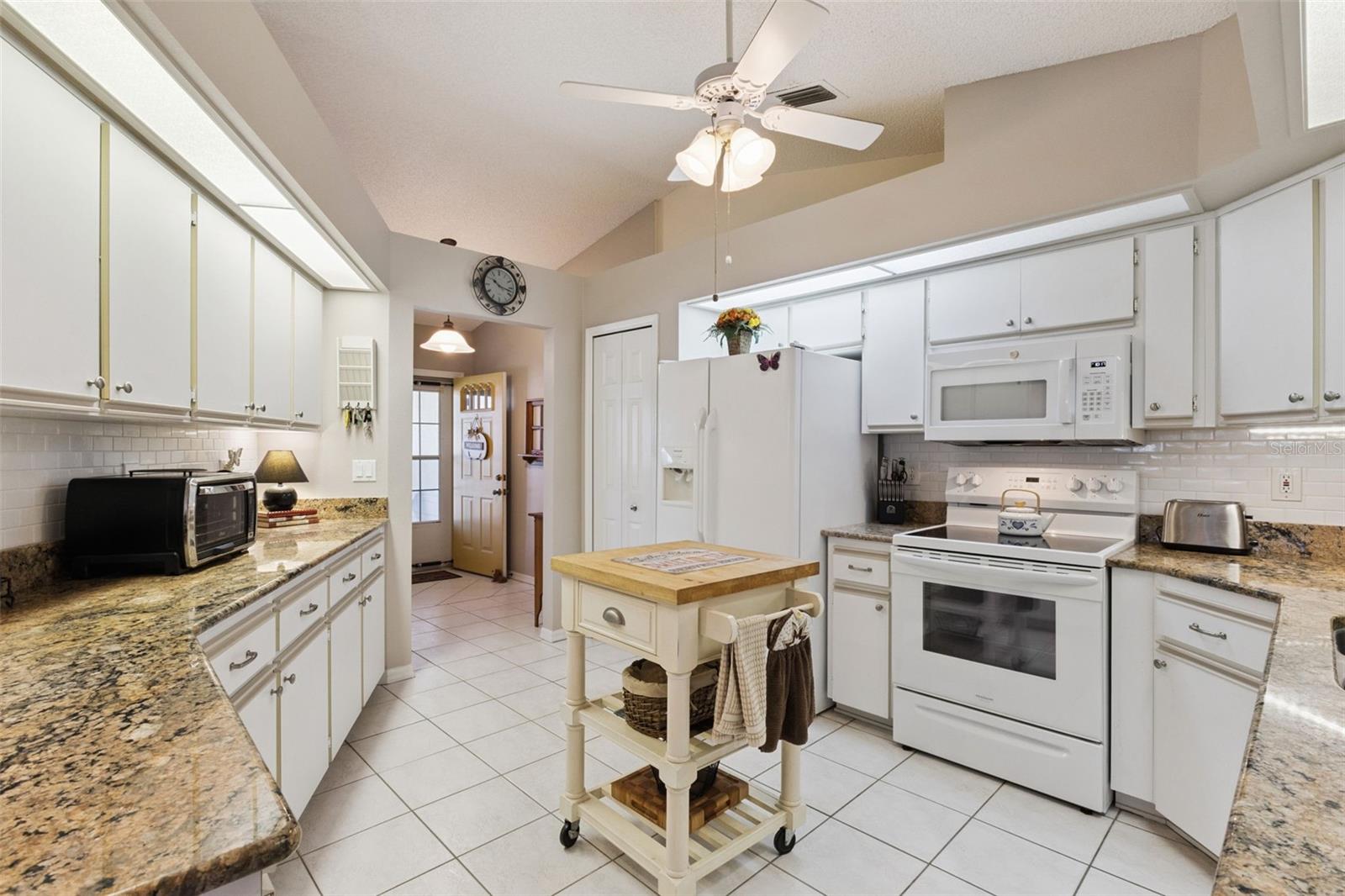 Image 12 of 84 For 6404 Tildon Court