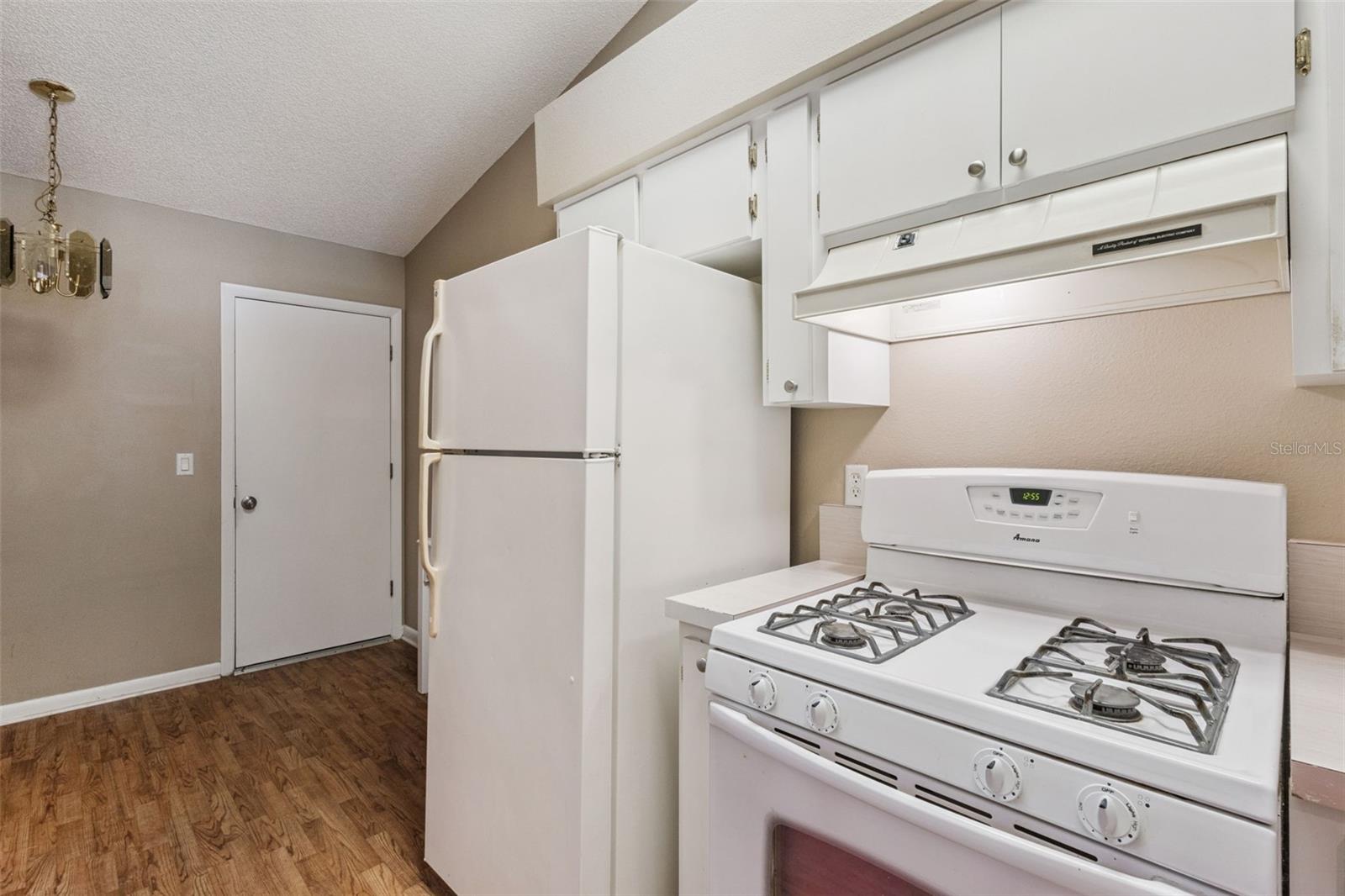 Image 17 of 82 For 26755 Cash Court