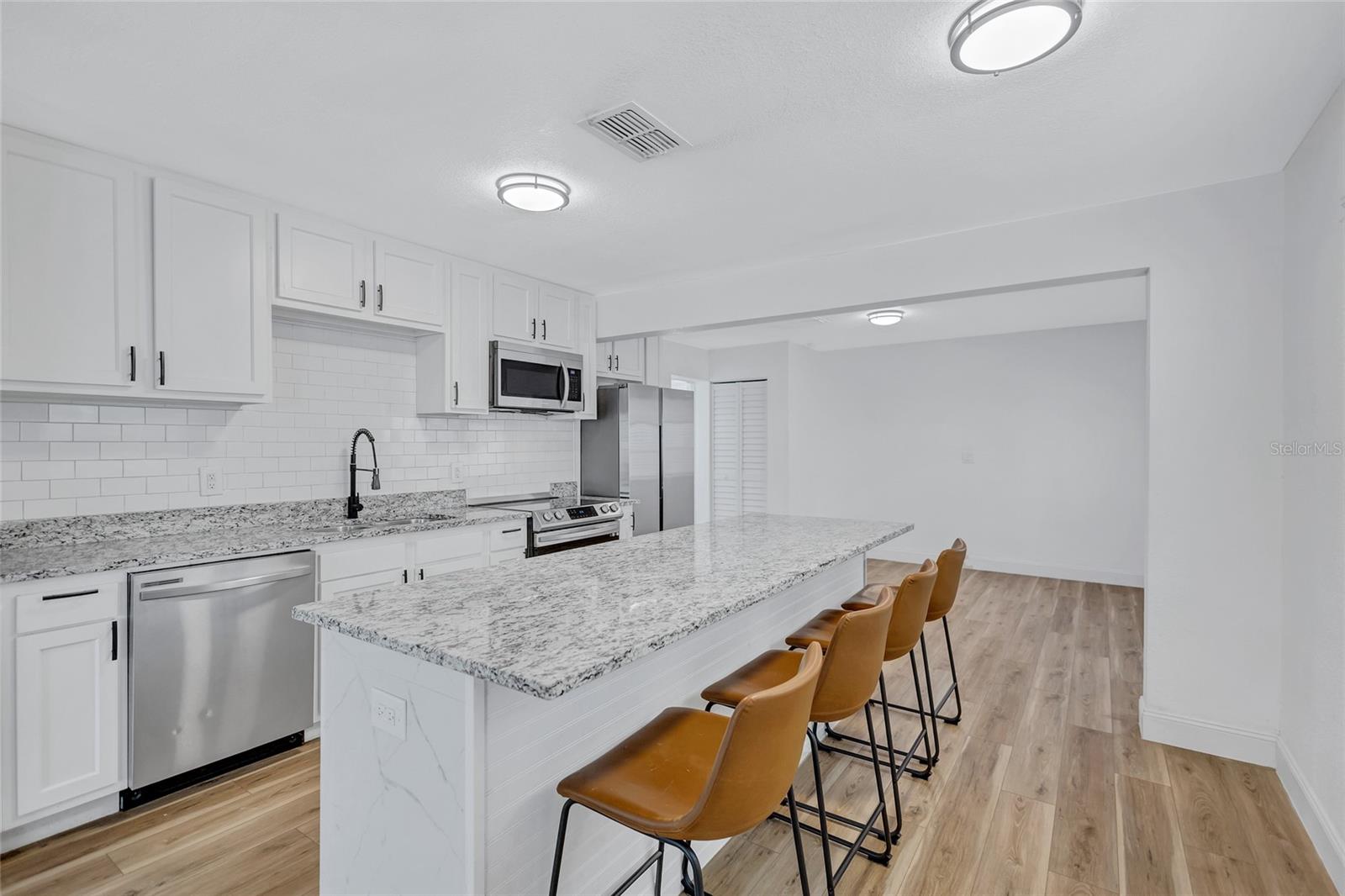 Image 15 of 42 For 3700 14th Street N