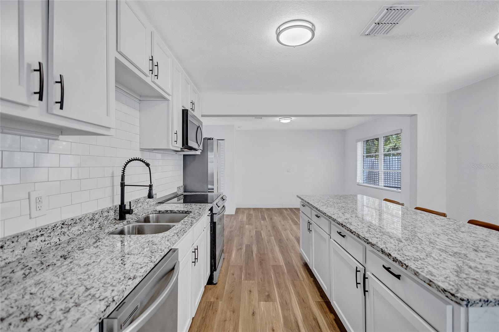 Image 16 of 42 For 3700 14th Street N