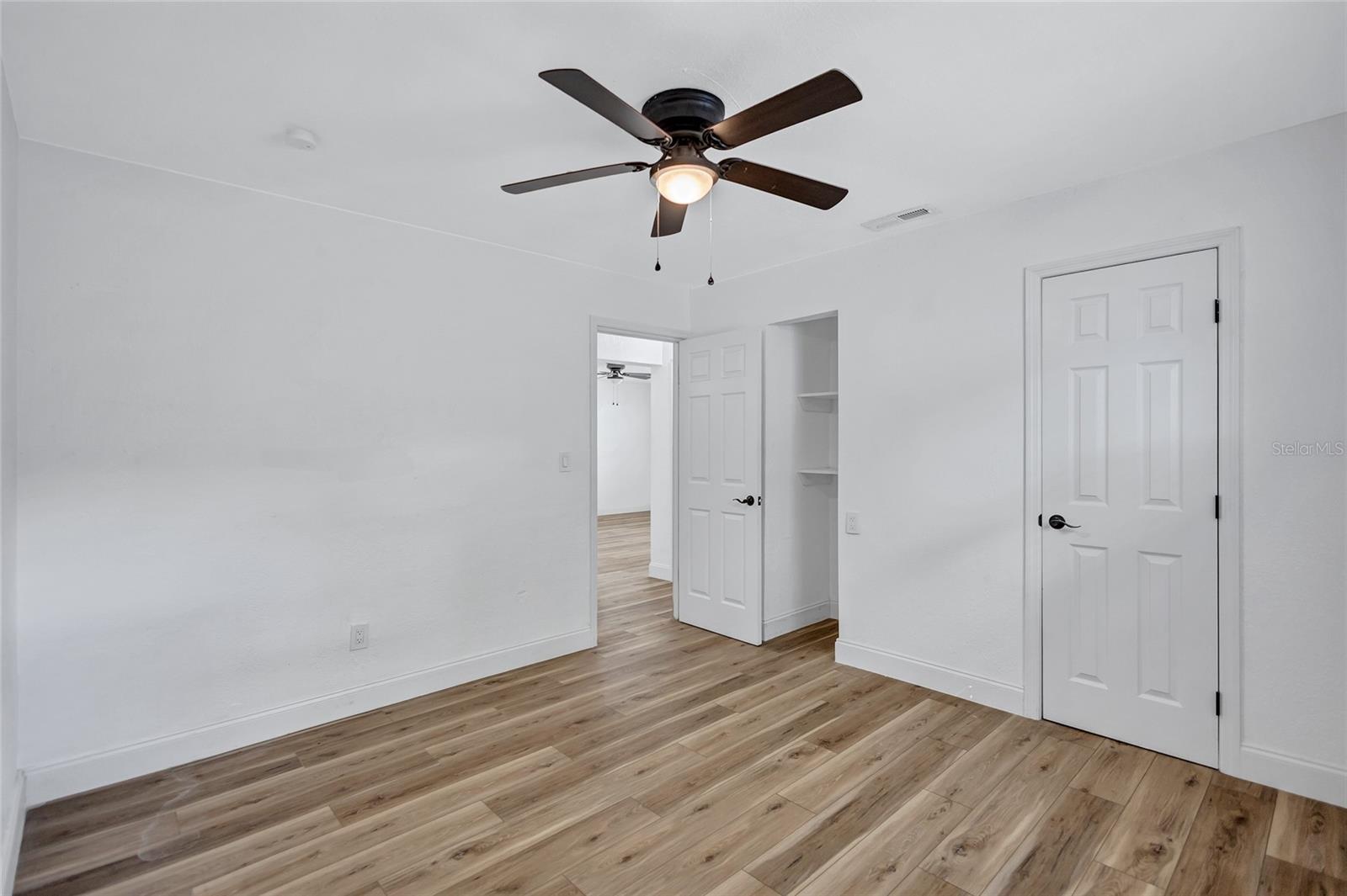 Image 24 of 42 For 3700 14th Street N