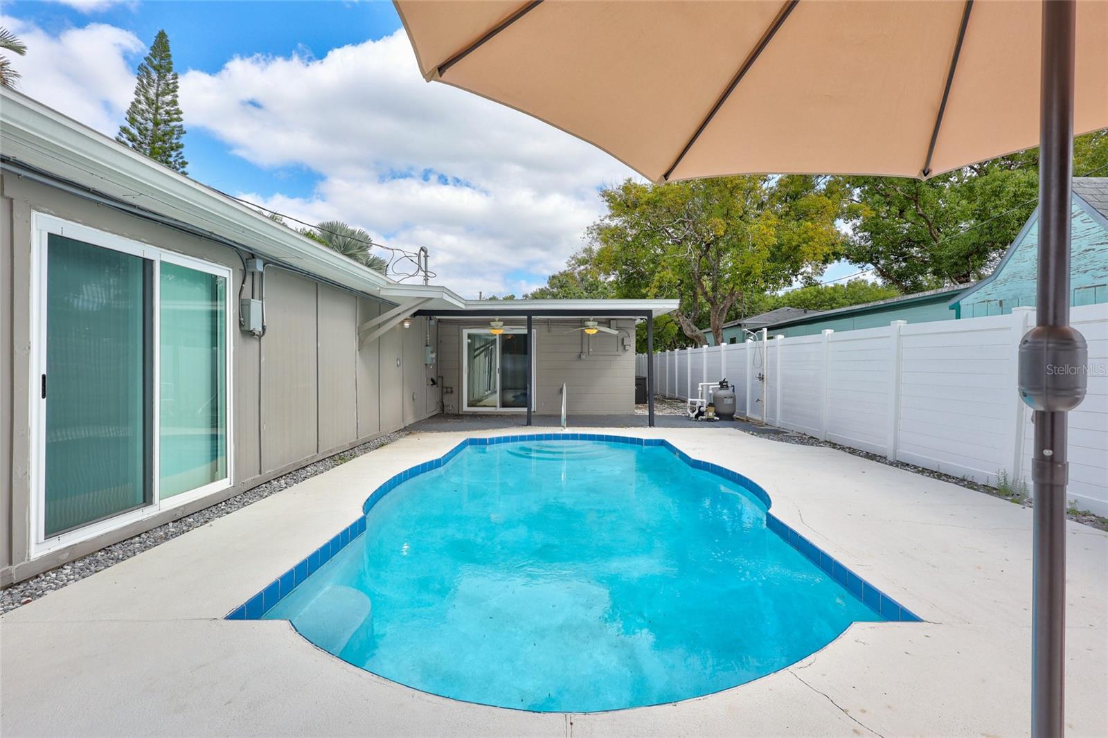 Image 36 of 42 For 3700 14th Street N