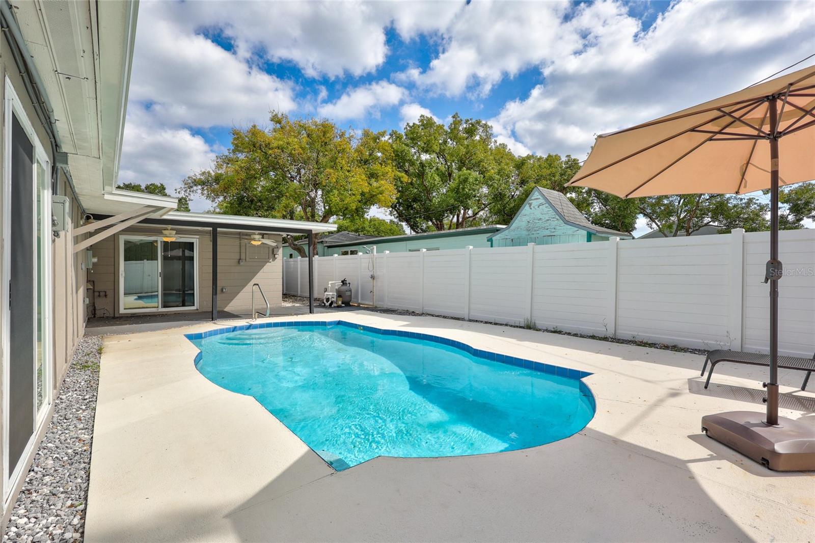 Image 37 of 42 For 3700 14th Street N